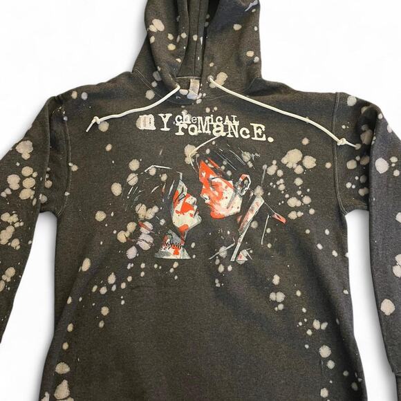 My Chemical Romance Grey and white Washed hoodie cropped Size M - Picture 1 of 2